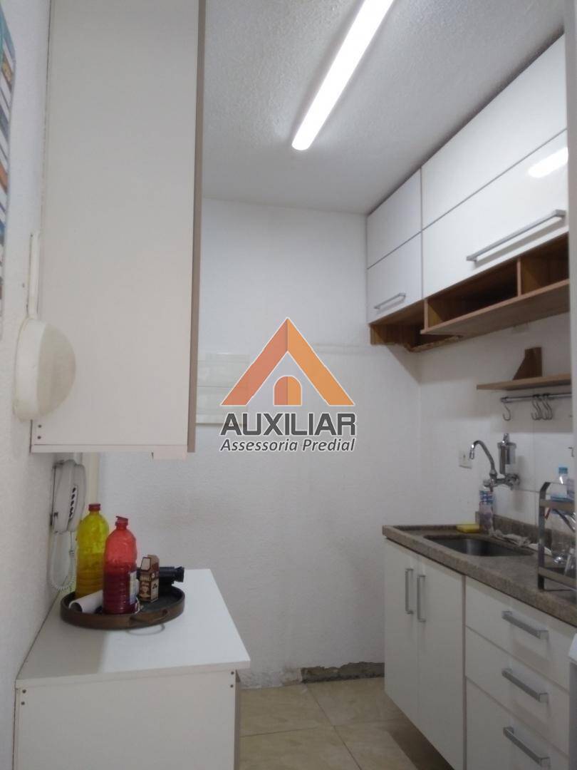 Apartamento para alugar com 2 quartos, 65m² - Foto 11