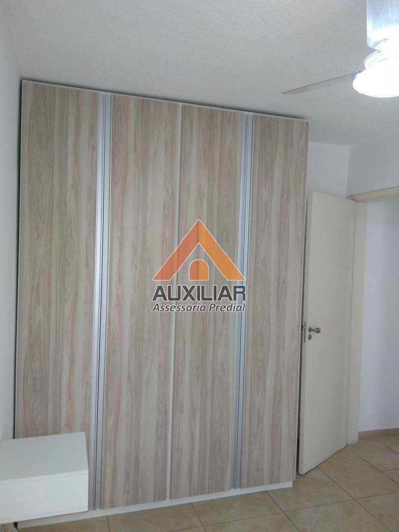 Apartamento para alugar com 2 quartos, 65m² - Foto 9