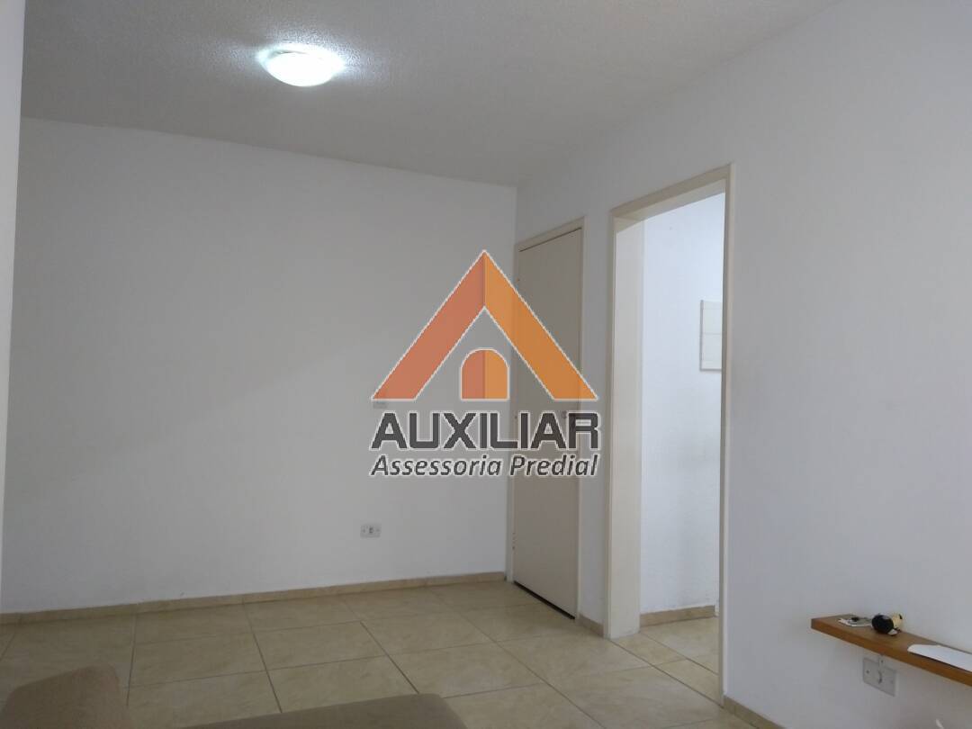 Apartamento para alugar com 2 quartos, 65m² - Foto 4