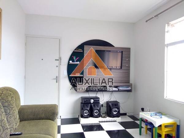 Apartamento à venda com 2 quartos, 65m² - Foto 1