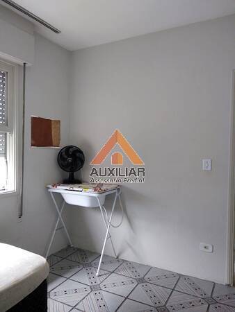 Apartamento à venda com 2 quartos, 65m² - Foto 11