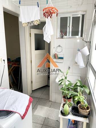 Apartamento à venda com 3 quartos, 128m² - Foto 22