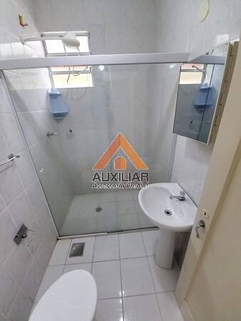 Casa para alugar com 2 quartos, 140m² - Foto 16