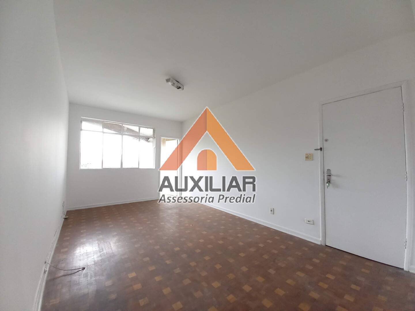 Apartamento à venda com 2 quartos, 60m² - Foto 3