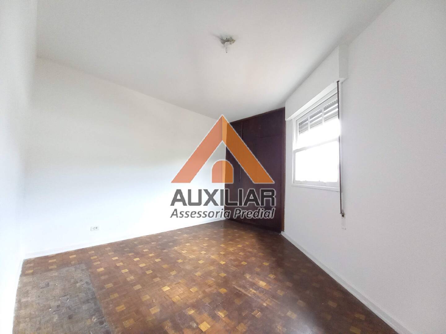 Apartamento à venda com 2 quartos, 60m² - Foto 16