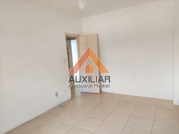 Apartamento à venda com 3 quartos, 85m² - Foto 5