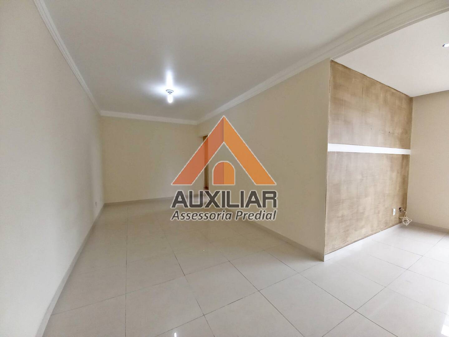 Apartamento à venda com 3 quartos, 140m² - Foto 4