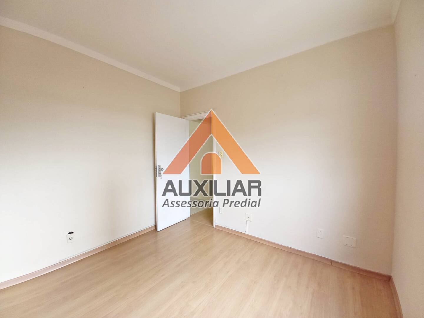 Apartamento à venda com 3 quartos, 140m² - Foto 12