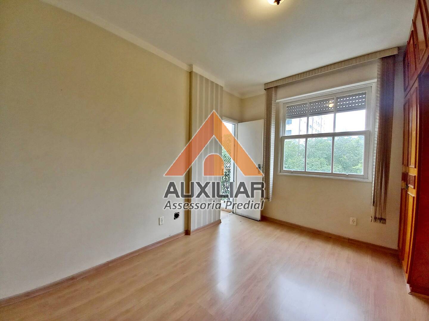 Apartamento à venda com 3 quartos, 140m² - Foto 22