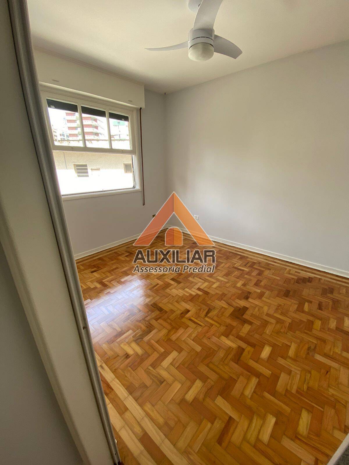 Apartamento à venda e aluguel com 3 quartos, 130m² - Foto 9