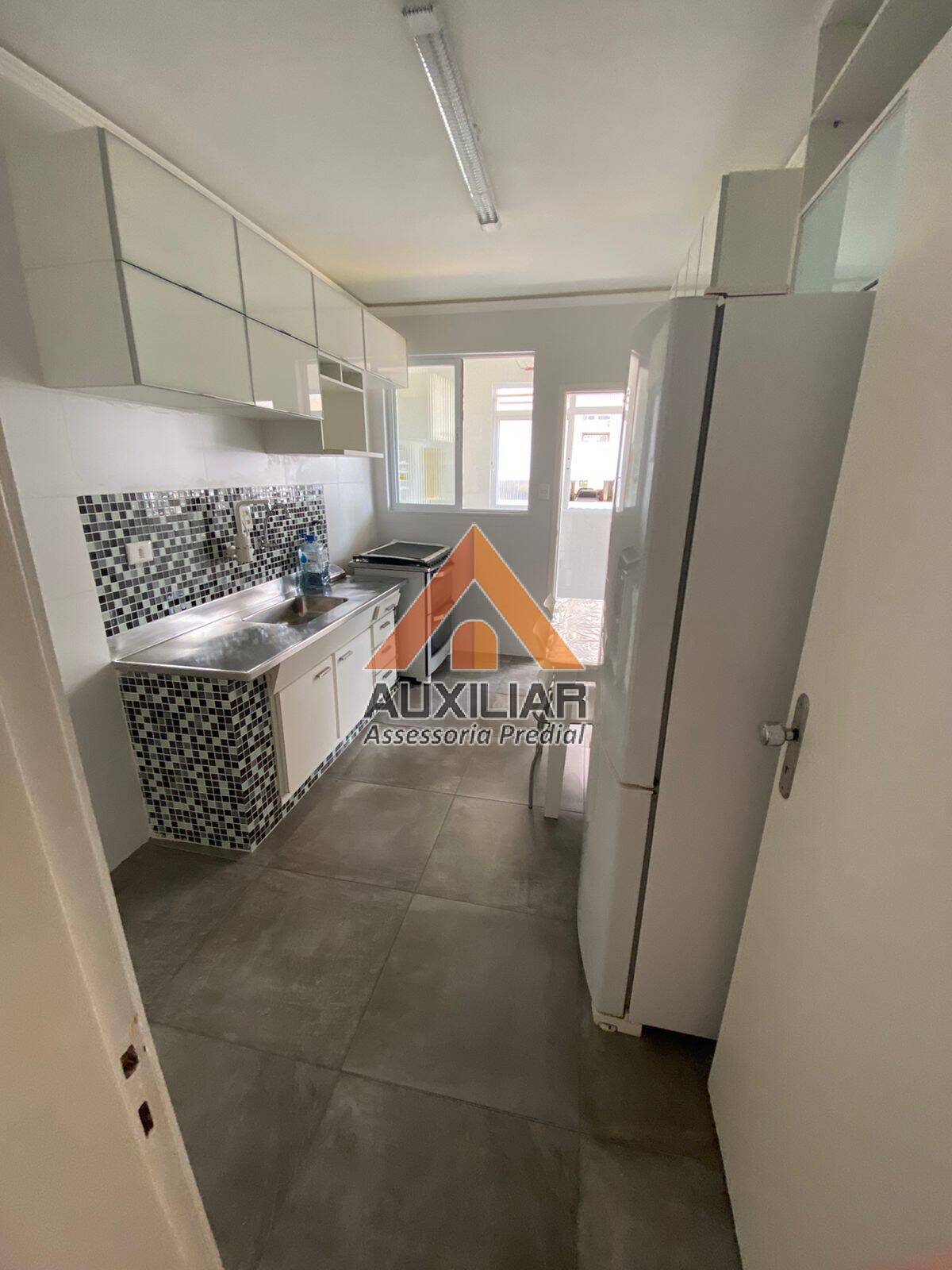 Apartamento à venda e aluguel com 3 quartos, 130m² - Foto 12