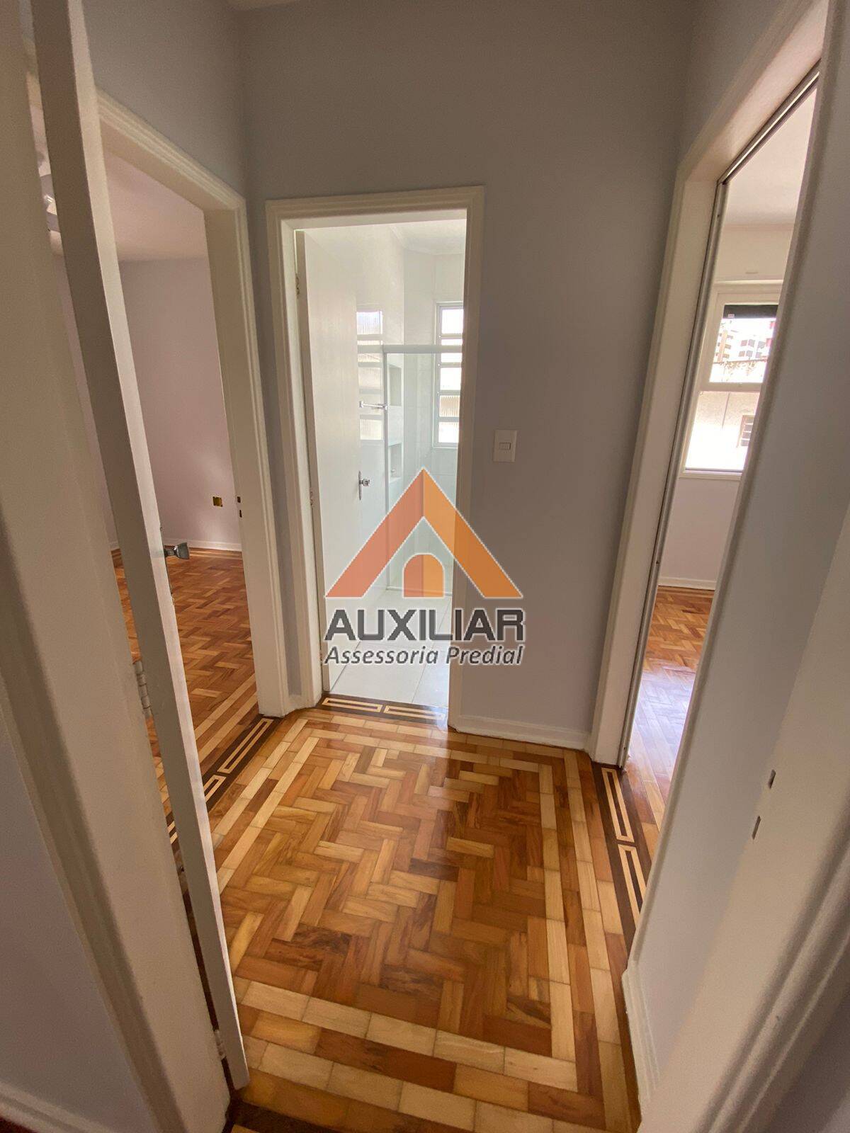 Apartamento à venda e aluguel com 3 quartos, 130m² - Foto 4