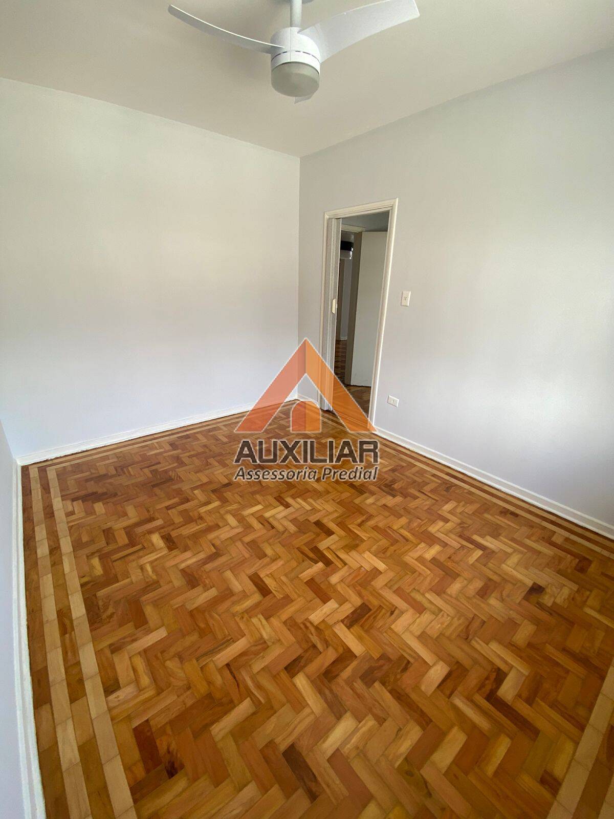 Apartamento à venda e aluguel com 3 quartos, 130m² - Foto 13