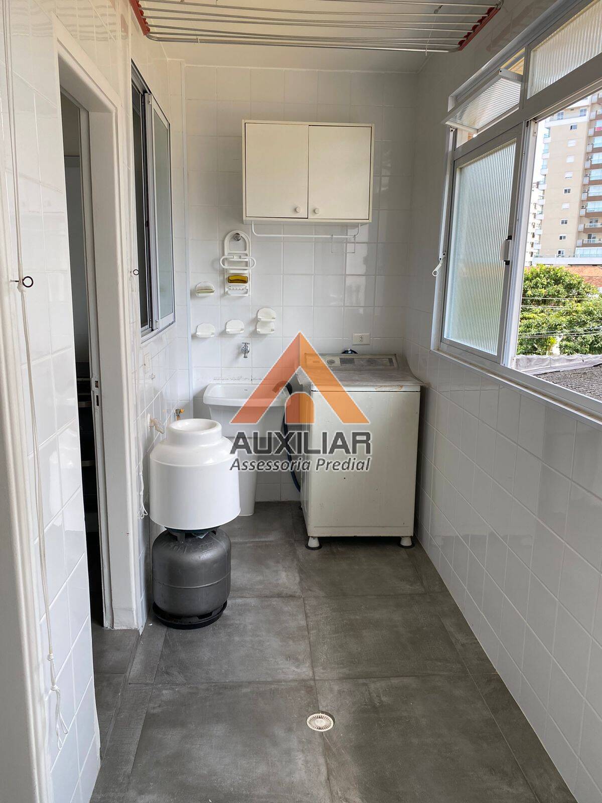 Apartamento à venda e aluguel com 3 quartos, 130m² - Foto 15