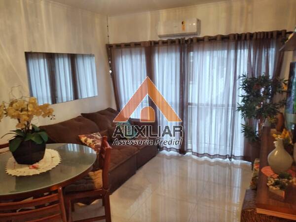 Apartamento à venda com 2 quartos, 85m² - Foto 2