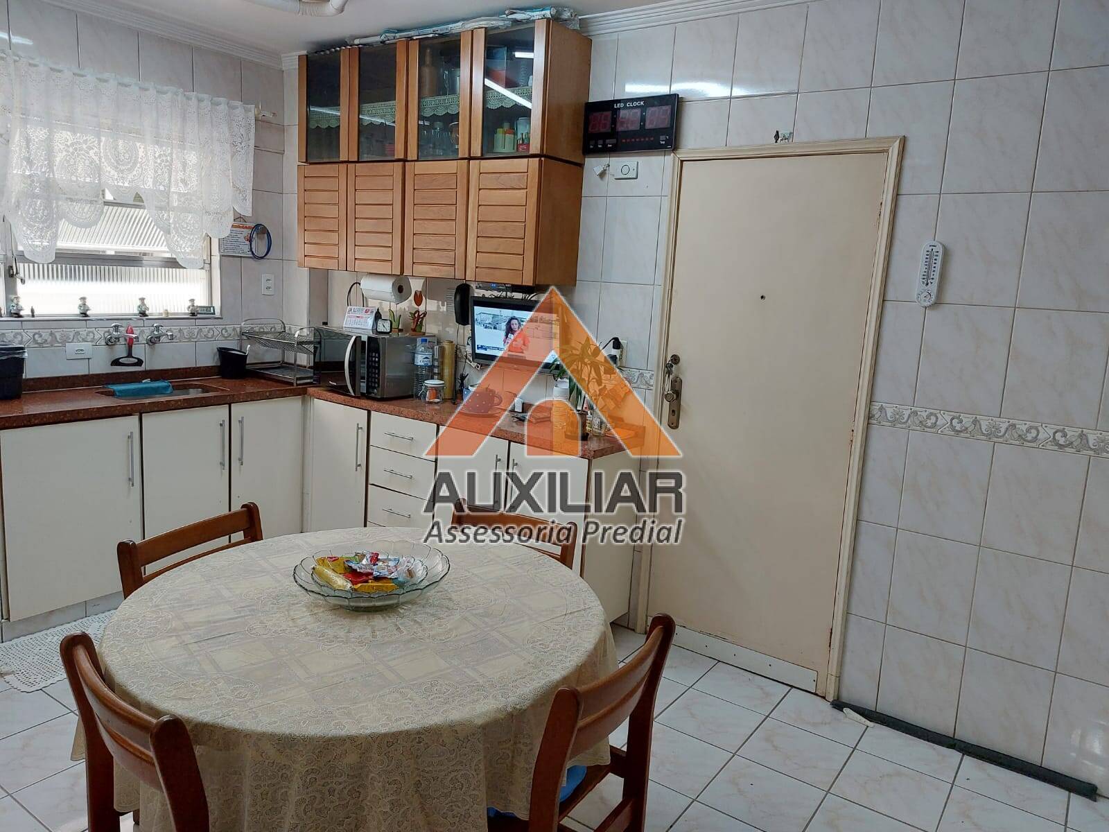 Apartamento à venda com 3 quartos, 127m² - Foto 16