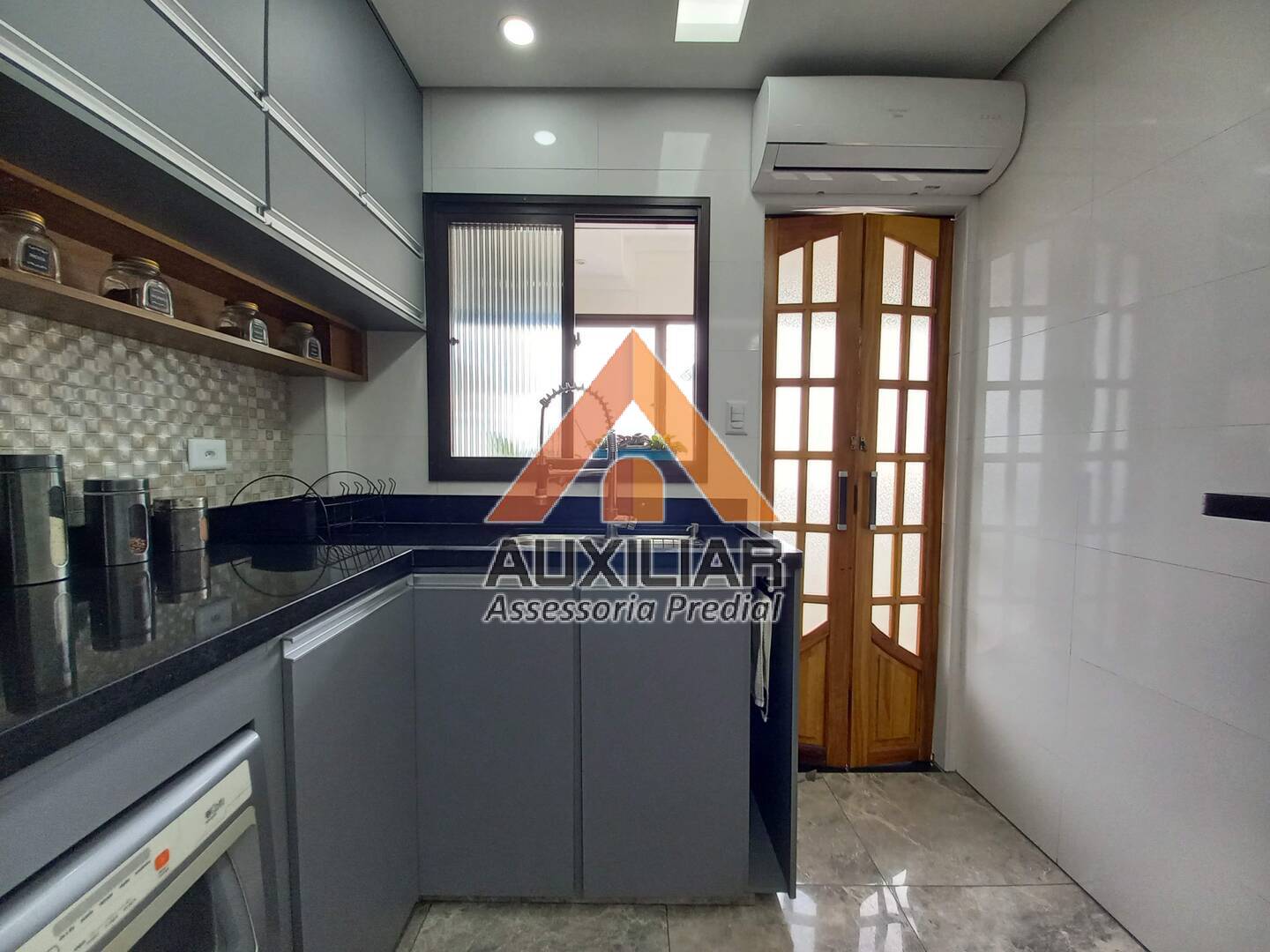 Apartamento à venda com 2 quartos, 105m² - Foto 45