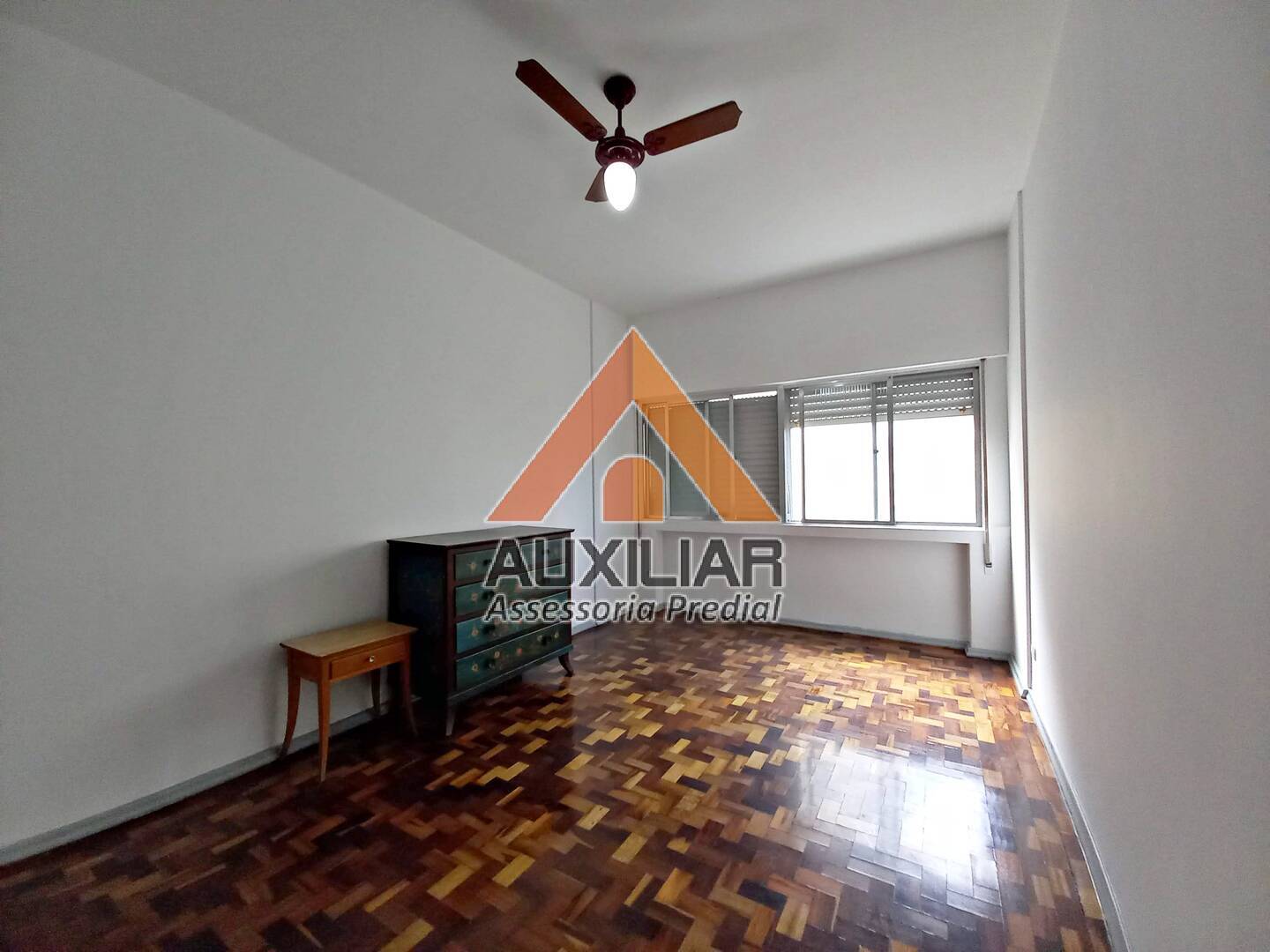 Apartamento para alugar com 3 quartos, 100m² - Foto 8