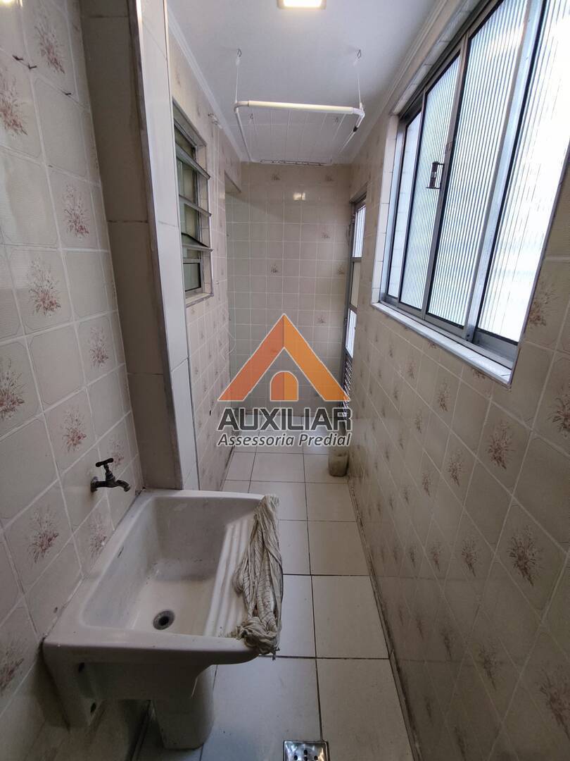 Apartamento à venda com 2 quartos, 67m² - Foto 11