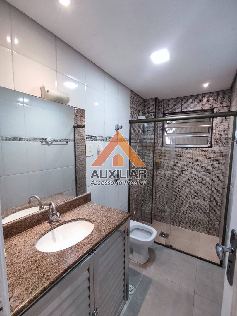 Apartamento à venda com 2 quartos, 67m² - Foto 12