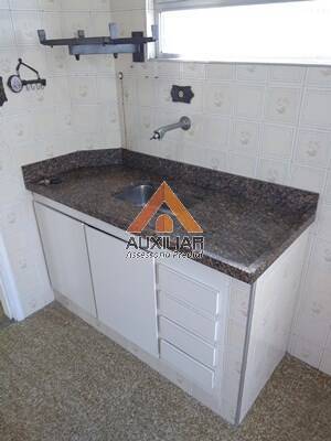 Apartamento à venda com 1 quarto, 42m² - Foto 14